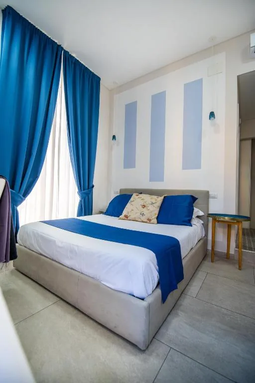 La Chambre Napoli