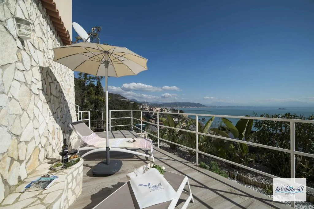 La Suite 48