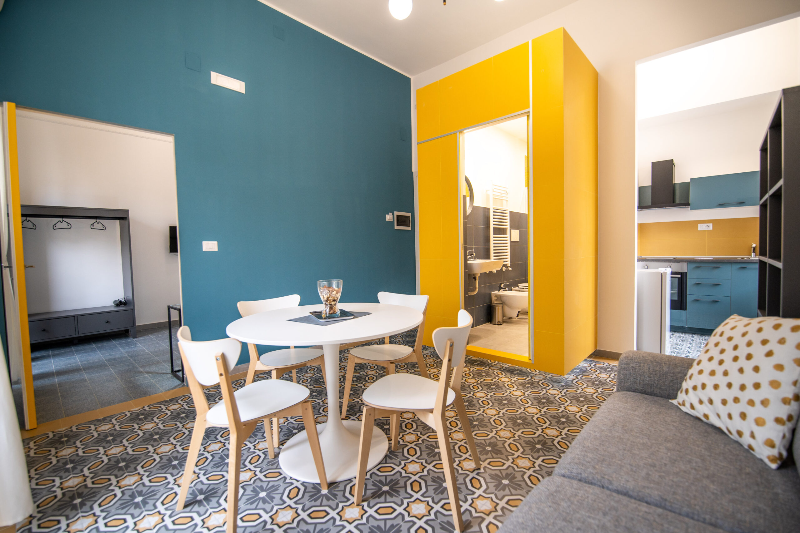 Esperienza Autentica negli Anni '50: Benvenuti a Casa Vacanze Salerno 1950 casa vacanze salerno 1950 quattro accommodations